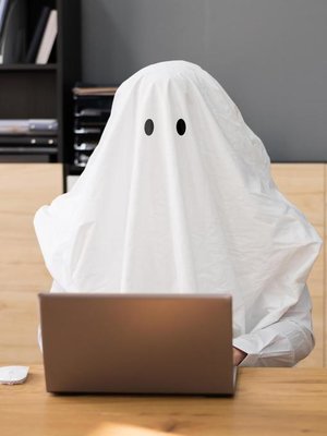 cover image of How to Find and Work with a Good Ghostwriter
